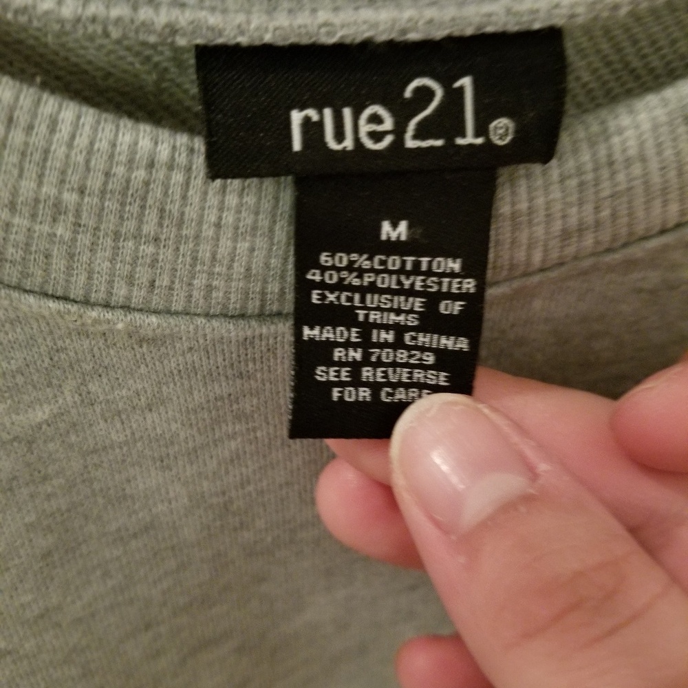 Rue 21 rose patch hallow shoulder shirt - Picture 4 of 6